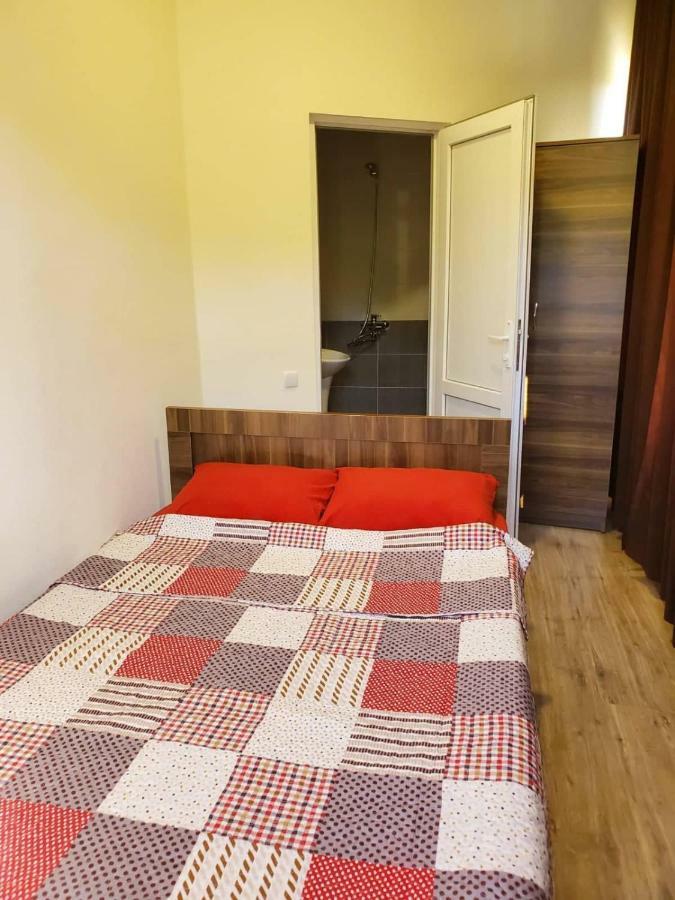 קוטאיסי Hostel Family מראה חיצוני תמונה